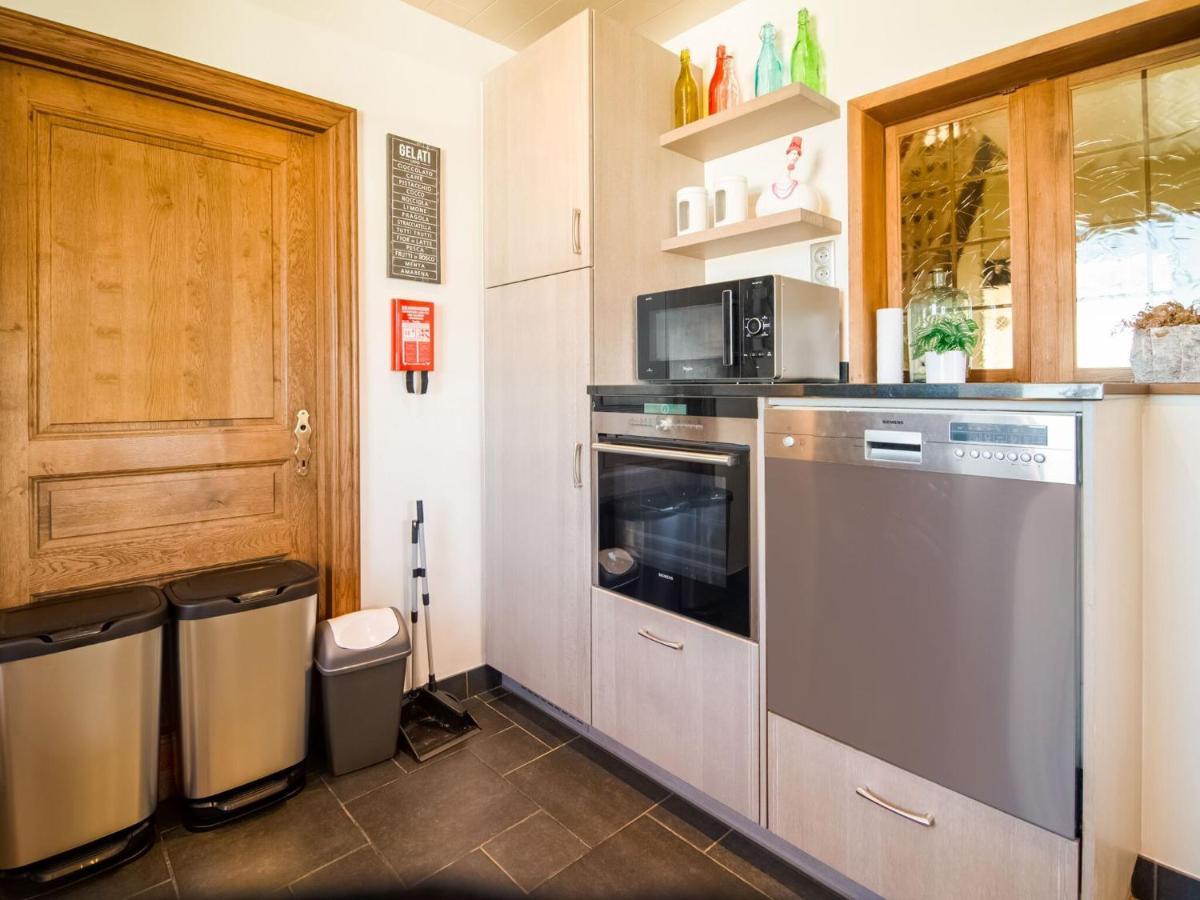 Pretty Farmhouse In Houffalize With Courtyard 외부 사진